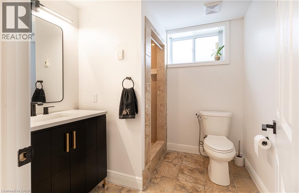 












130 HENRY Street

,
Brantford,




Ontario
N3S5C7

