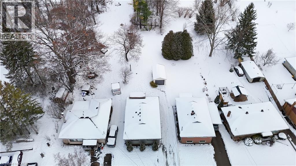 












130 HENRY Street

,
Brantford,




Ontario
N3S5C7

