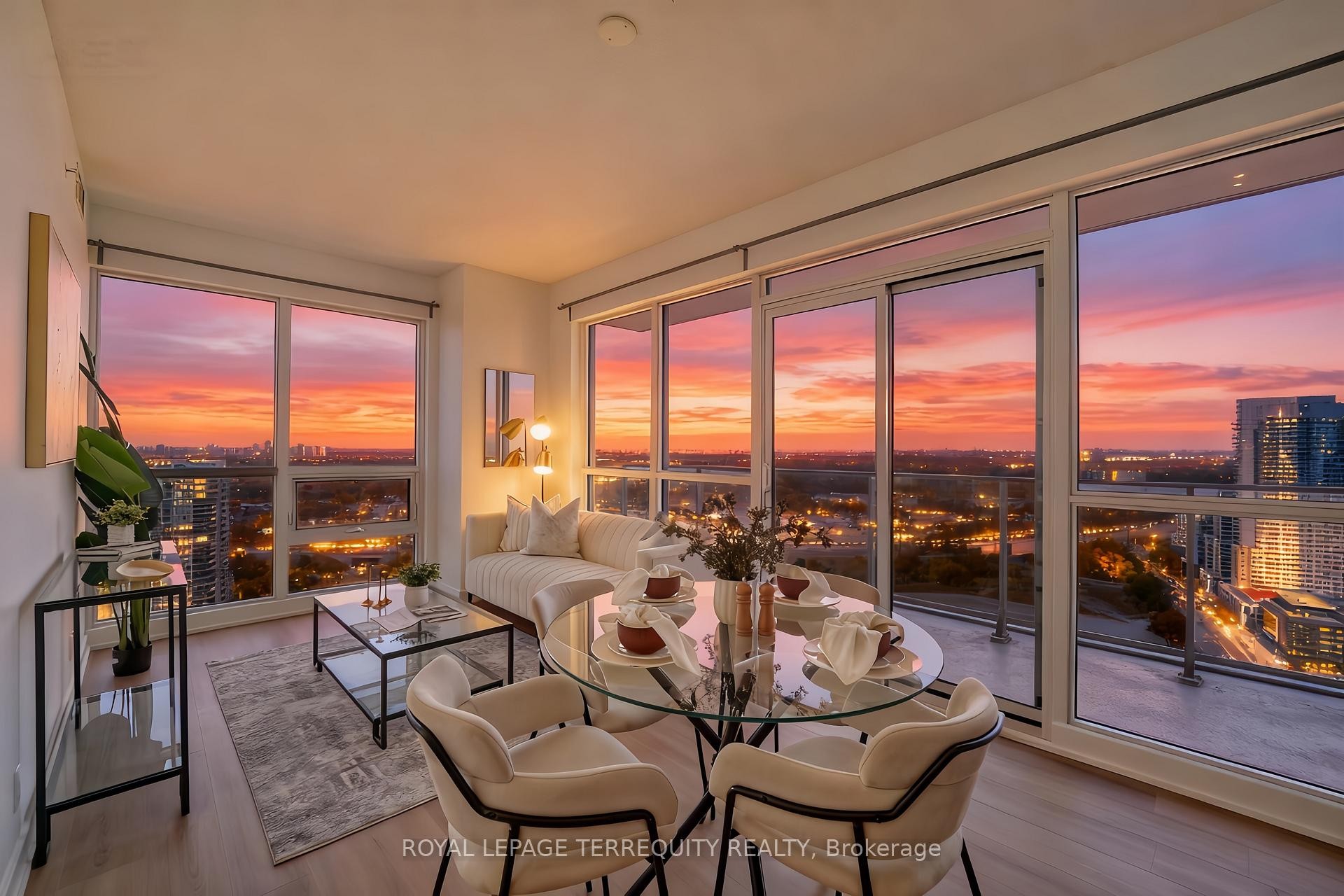 









2200


Lakeshore

Boulevard West, 4007,
Toronto,




ON
M8V 1A4

