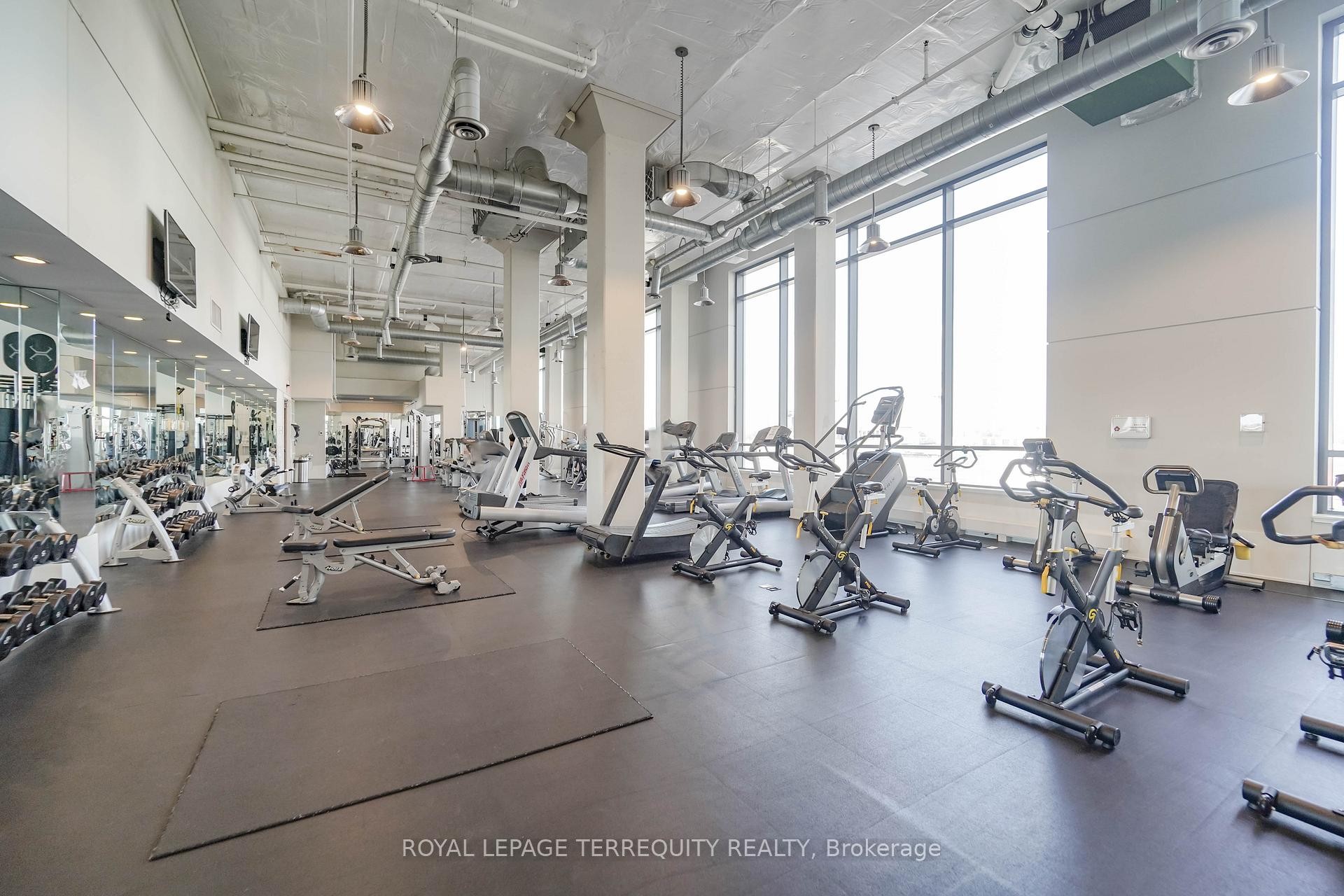 









2200


Lakeshore

Boulevard West, 4007,
Toronto,




ON
M8V 1A4

