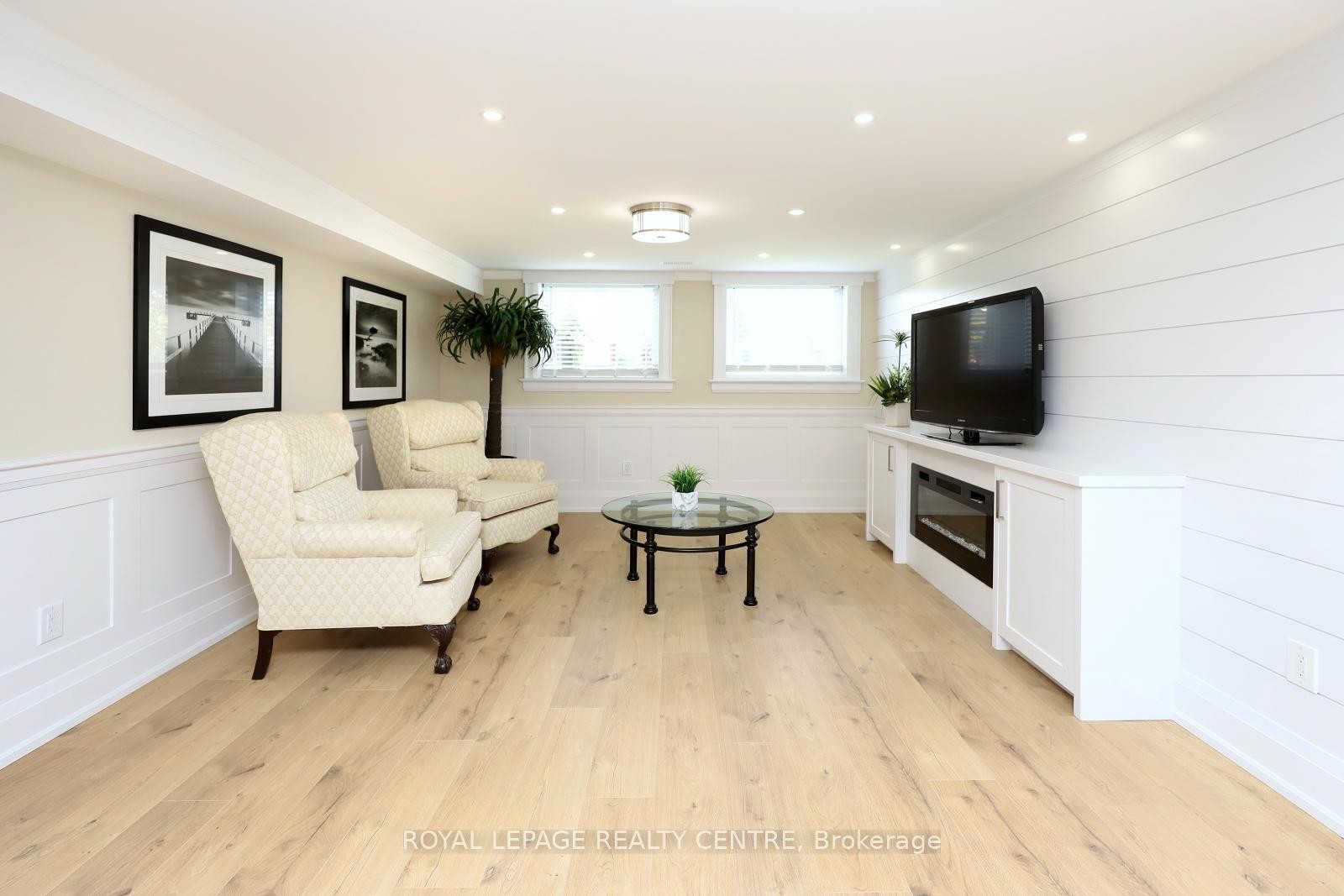 









55


Flora

Drive,
Hamilton,




ON
L8G 3Z7

