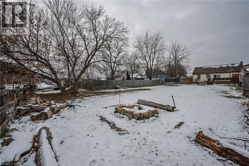 












2323 56 Highway

,
Binbrook,




Ontario
L0R1C0

