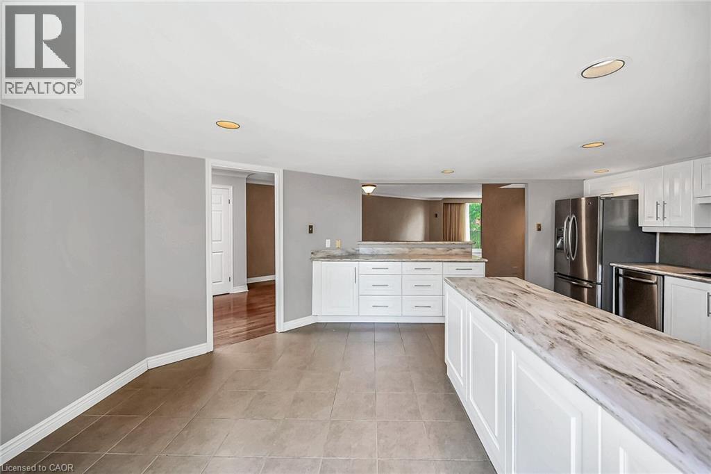












150 WILSON Street W Unit# PH1

,
Ancaster,




Ontario
L9G4E7

