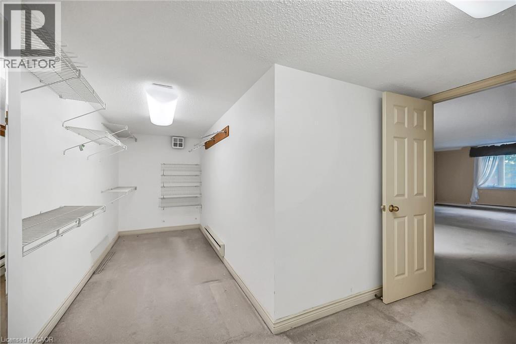 












150 WILSON Street W Unit# PH1

,
Ancaster,




Ontario
L9G4E7

