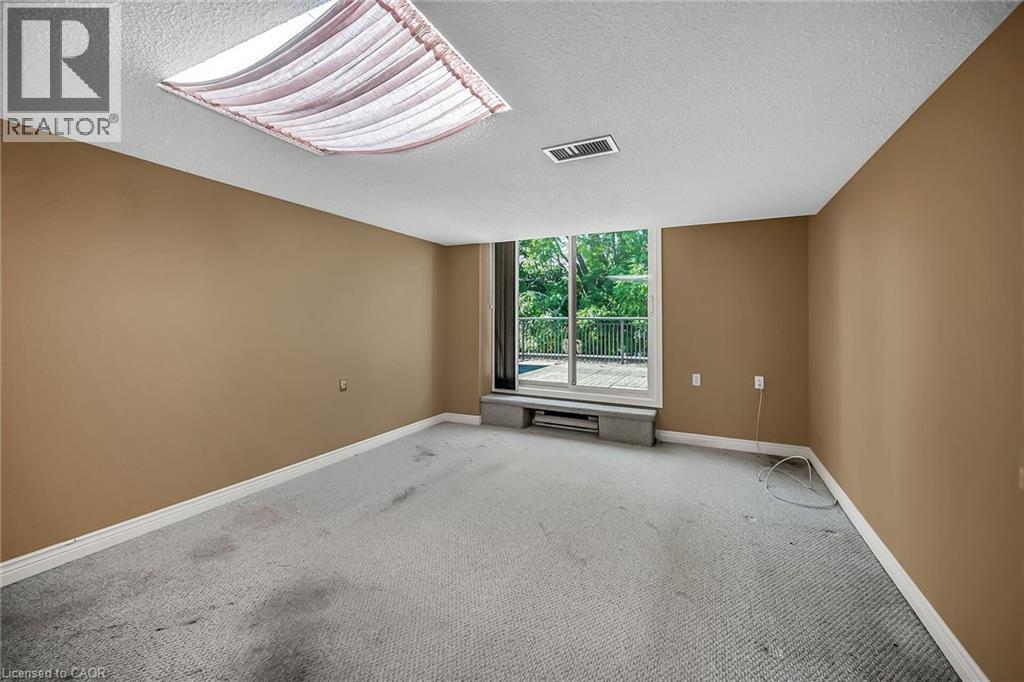 












150 WILSON Street W Unit# PH1

,
Ancaster,




Ontario
L9G4E7

