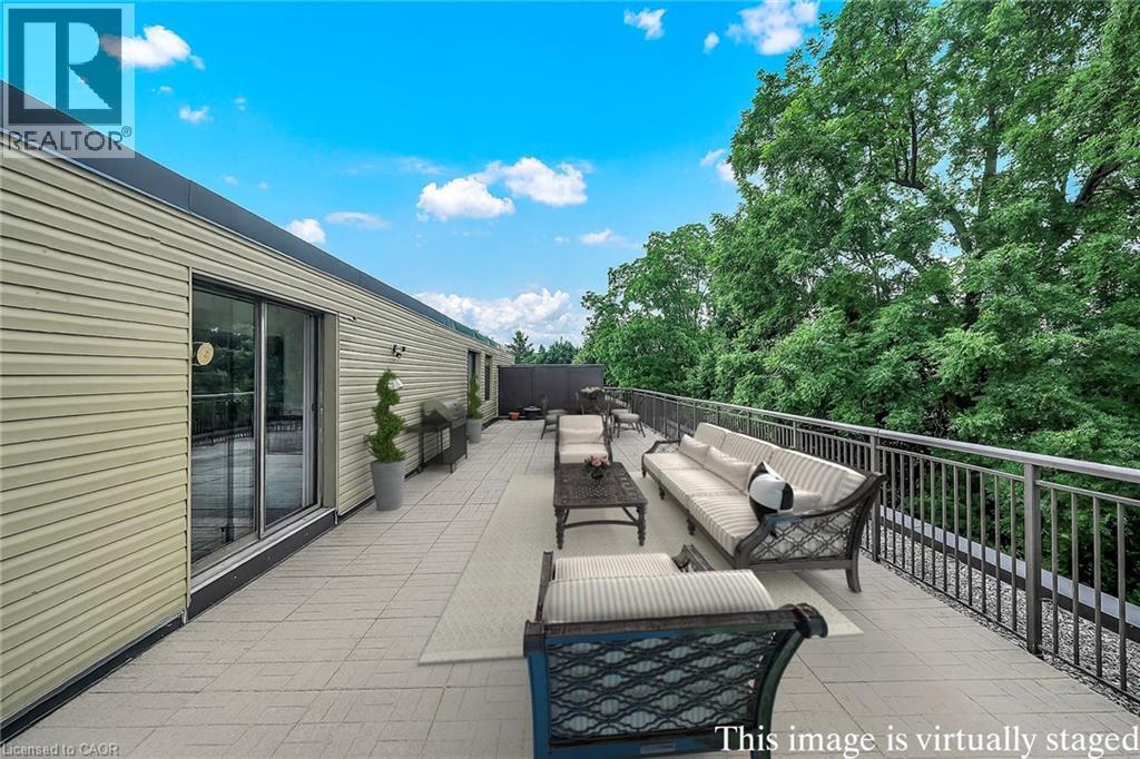 












150 WILSON Street W Unit# PH1

,
Ancaster,




Ontario
L9G4E7


