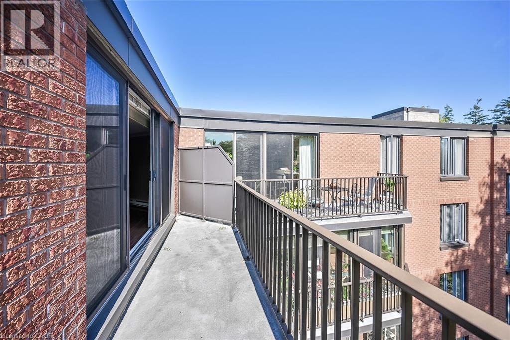 












150 WILSON Street W Unit# PH1

,
Ancaster,




Ontario
L9G4E7


