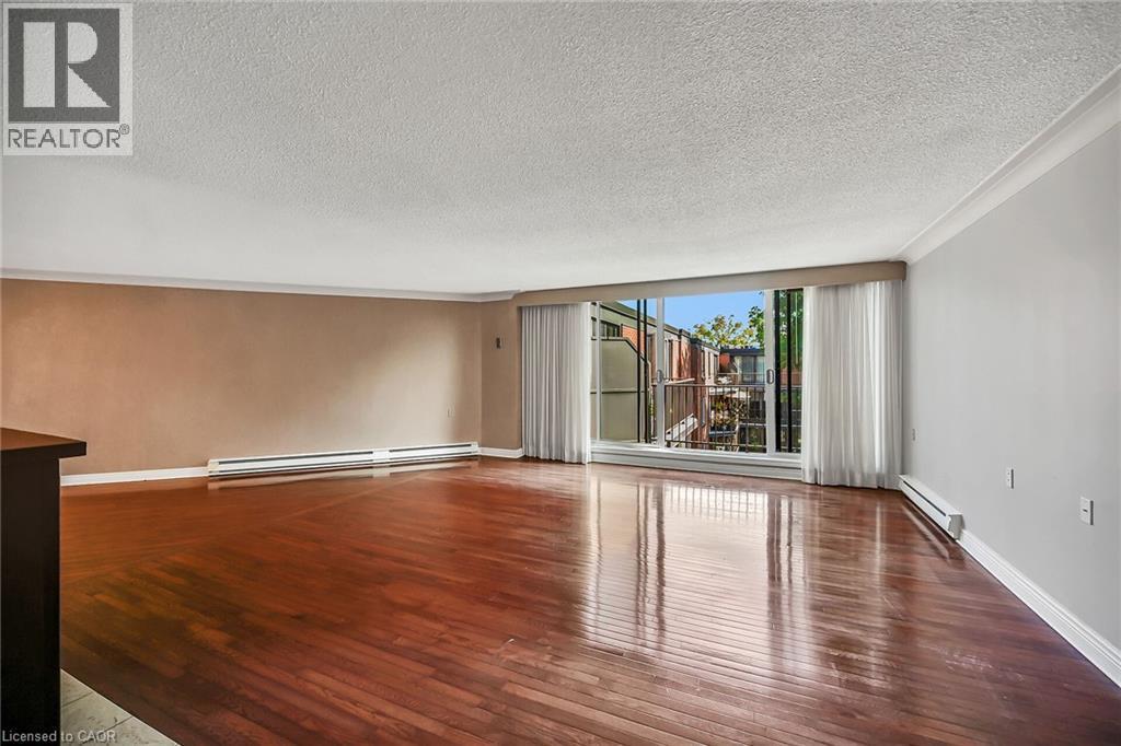 












150 WILSON Street W Unit# PH1

,
Ancaster,




Ontario
L9G4E7

