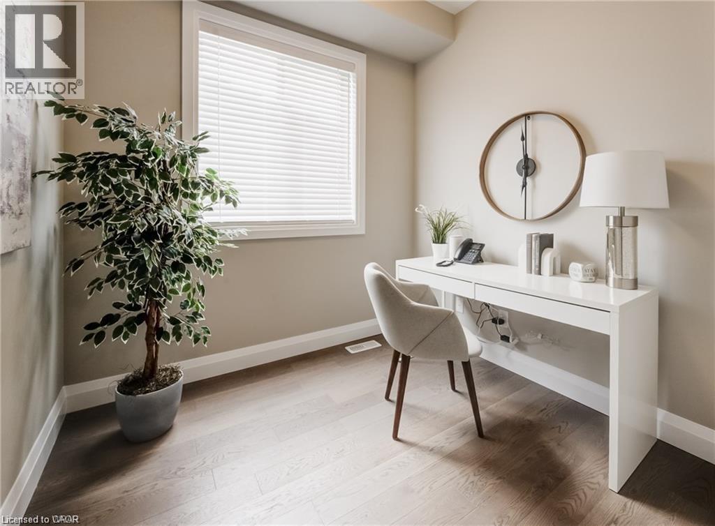 












435 WESTHAVEN Street

,
Waterloo,




Ontario
N2T2Z8

