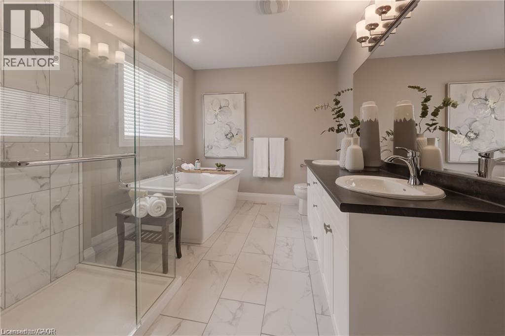 












435 WESTHAVEN Street

,
Waterloo,




Ontario
N2T2Z8

