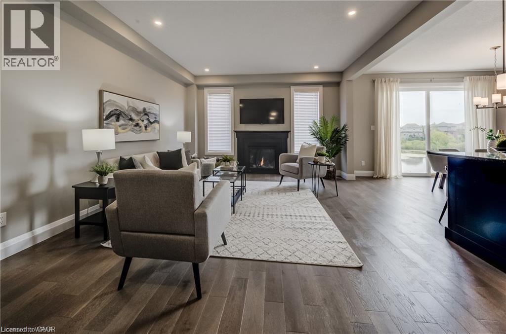 












435 WESTHAVEN Street

,
Waterloo,




Ontario
N2T2Z8

