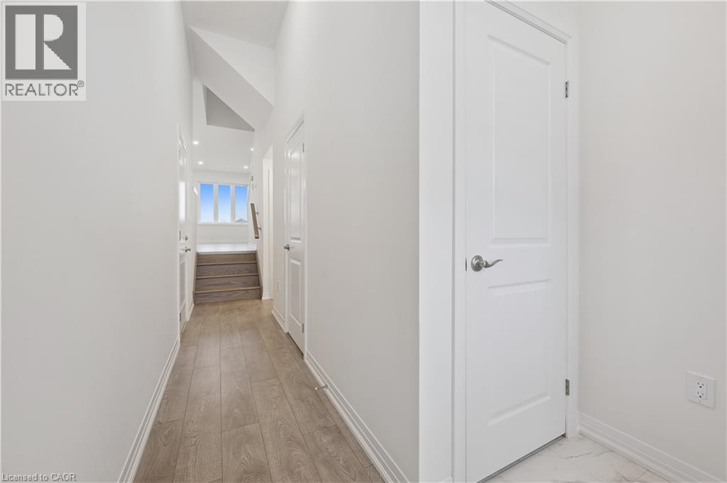 












107 WINTER WREN Crescent

,
Kitchener,




Ontario
N2P0K7

