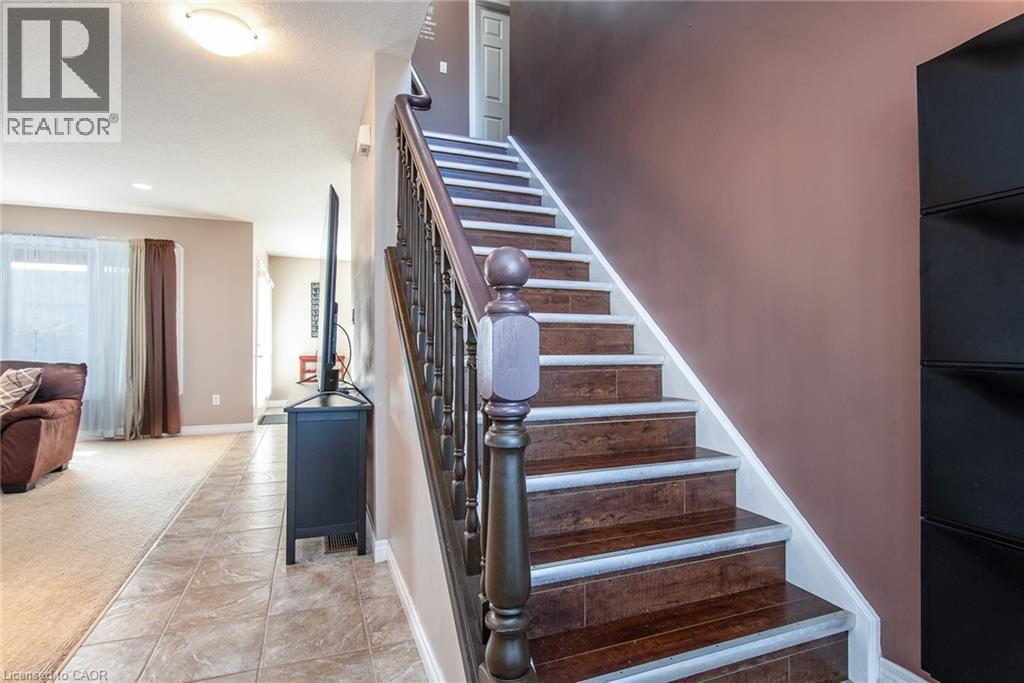 












383 PARROTT Place

,
Woodstock,




Ontario
N4T1V4

