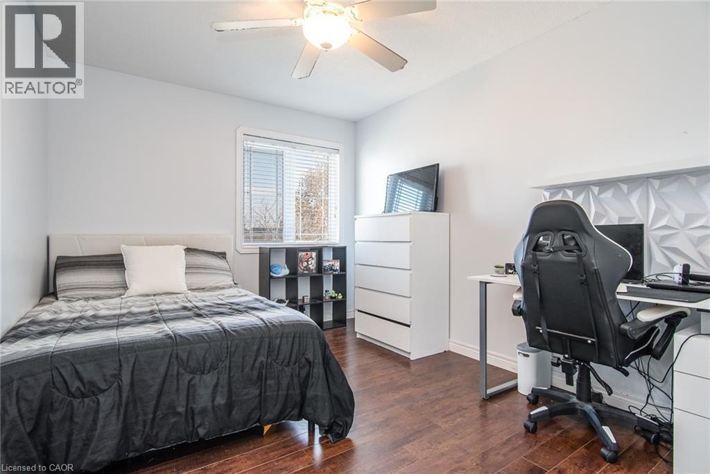 












383 PARROTT Place

,
Woodstock,




Ontario
N4T1V4

