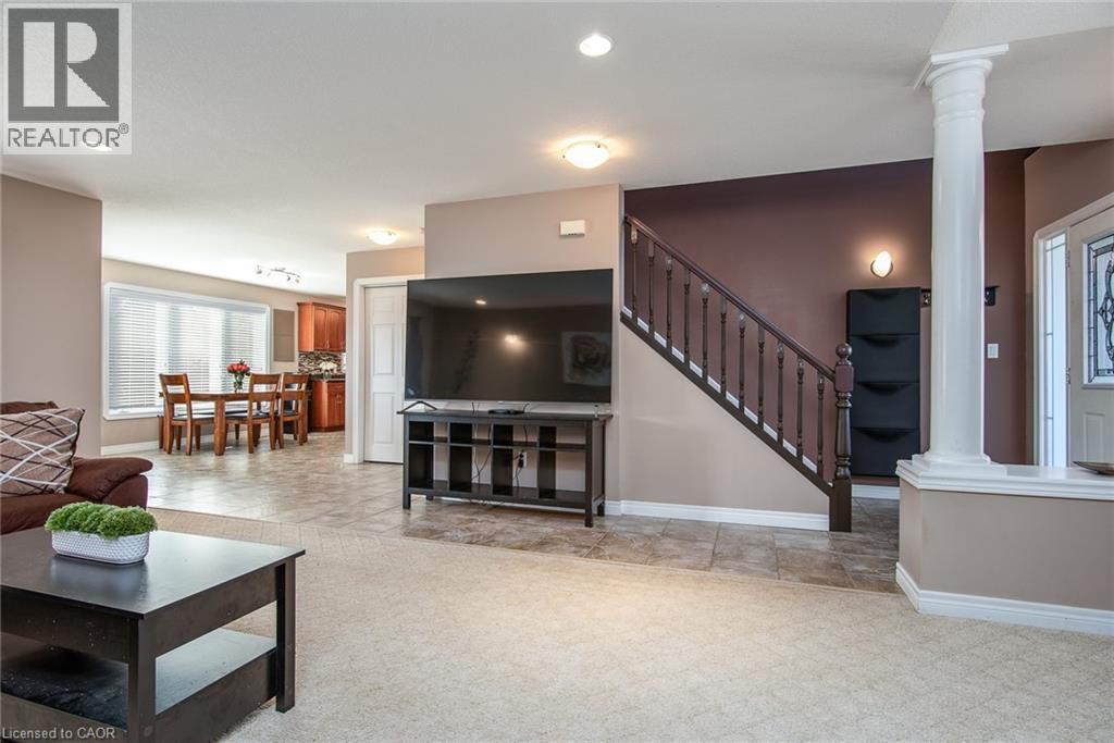 












383 PARROTT Place

,
Woodstock,




Ontario
N4T1V4

