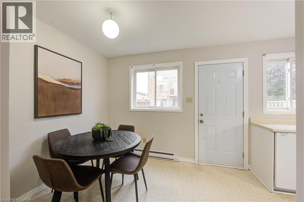 












370 SPRINGBANK Avenue Unit# 7

,
Woodstock,




Ontario
N4T1L3

