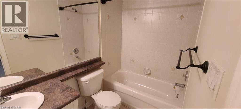 












520 SILKEN LAUAMNN Drive

,
Newmarket,




Ontario
L3X2S7

