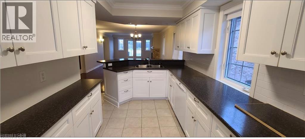 












520 SILKEN LAUAMNN Drive

,
Newmarket,




Ontario
L3X2S7

