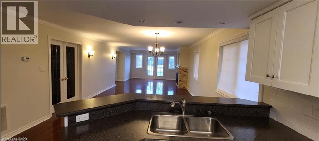 












520 SILKEN LAUAMNN Drive

,
Newmarket,




Ontario
L3X2S7

