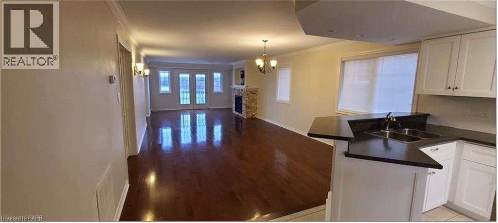 












520 SILKEN LAUAMNN Drive

,
Newmarket,




Ontario
L3X2S7

