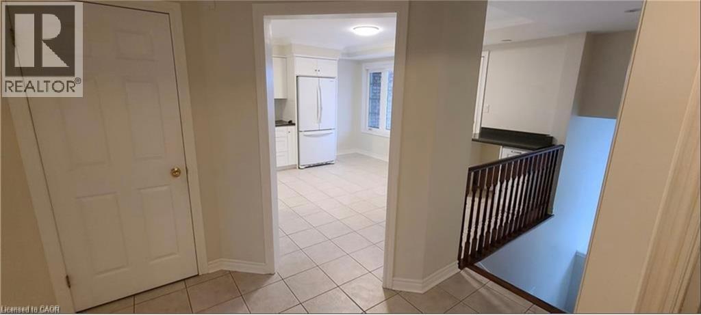 












520 SILKEN LAUAMNN Drive

,
Newmarket,




Ontario
L3X2S7

