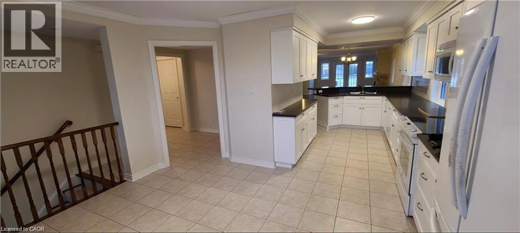 












520 SILKEN LAUAMNN Drive

,
Newmarket,




Ontario
L3X2S7

