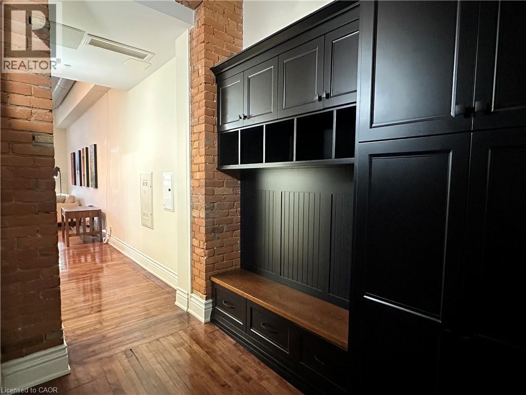 












200 STINSON Street Unit# 310

,
Hamilton,




Ontario
L8N4J5

