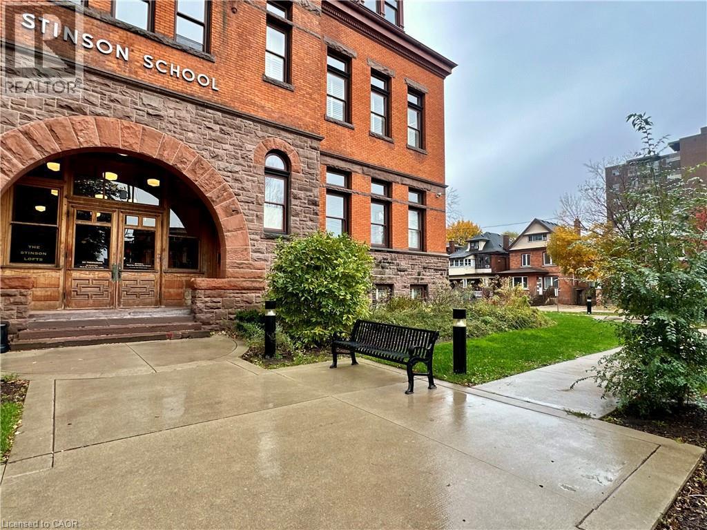 












200 STINSON Street Unit# 310

,
Hamilton,




Ontario
L8N4J5

