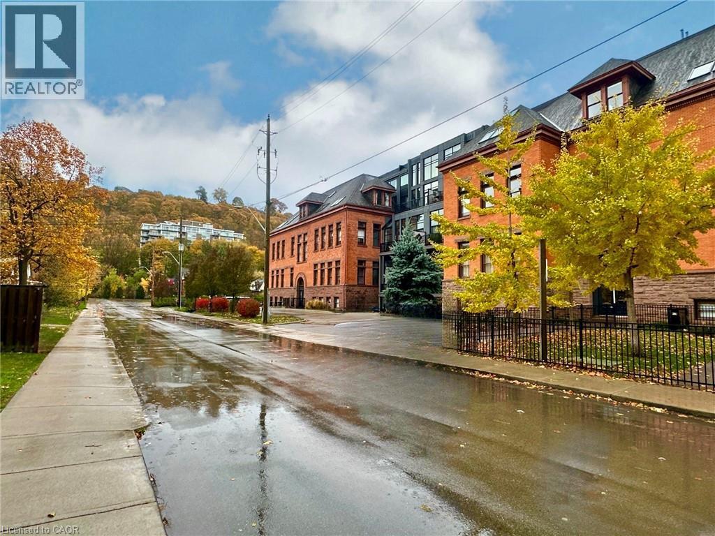 












200 STINSON Street Unit# 310

,
Hamilton,




Ontario
L8N4J5

