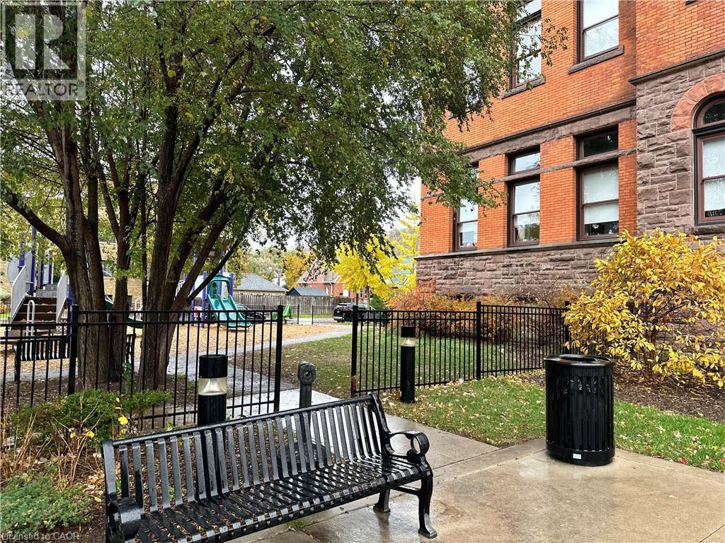 












200 STINSON Street Unit# 310

,
Hamilton,




Ontario
L8N4J5

