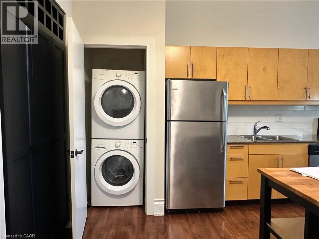 












200 STINSON Street Unit# 310

,
Hamilton,




Ontario
L8N4J5

