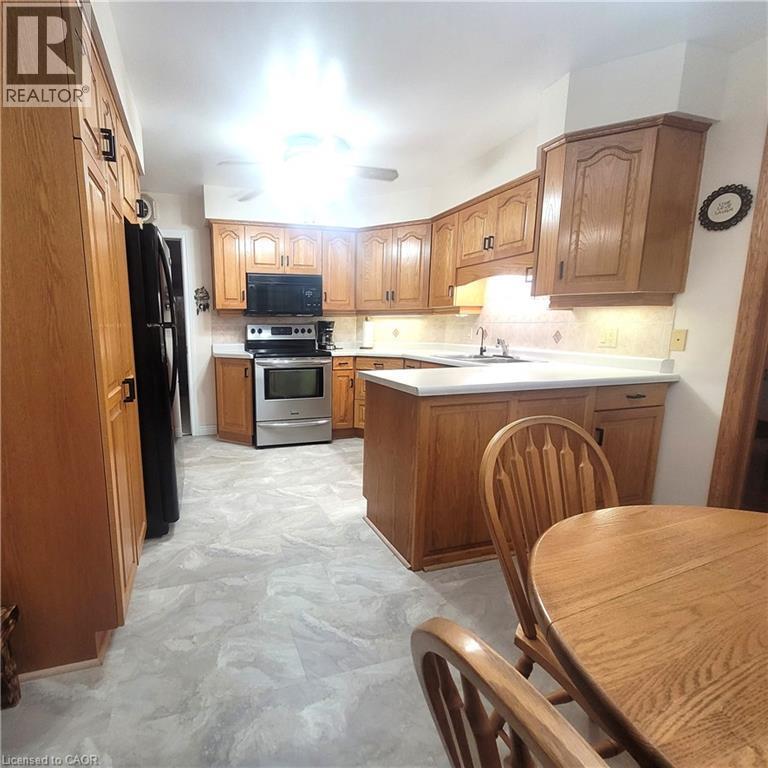 












8 SIMON Court

,
Waterford,




Ontario
N0E1Y0

