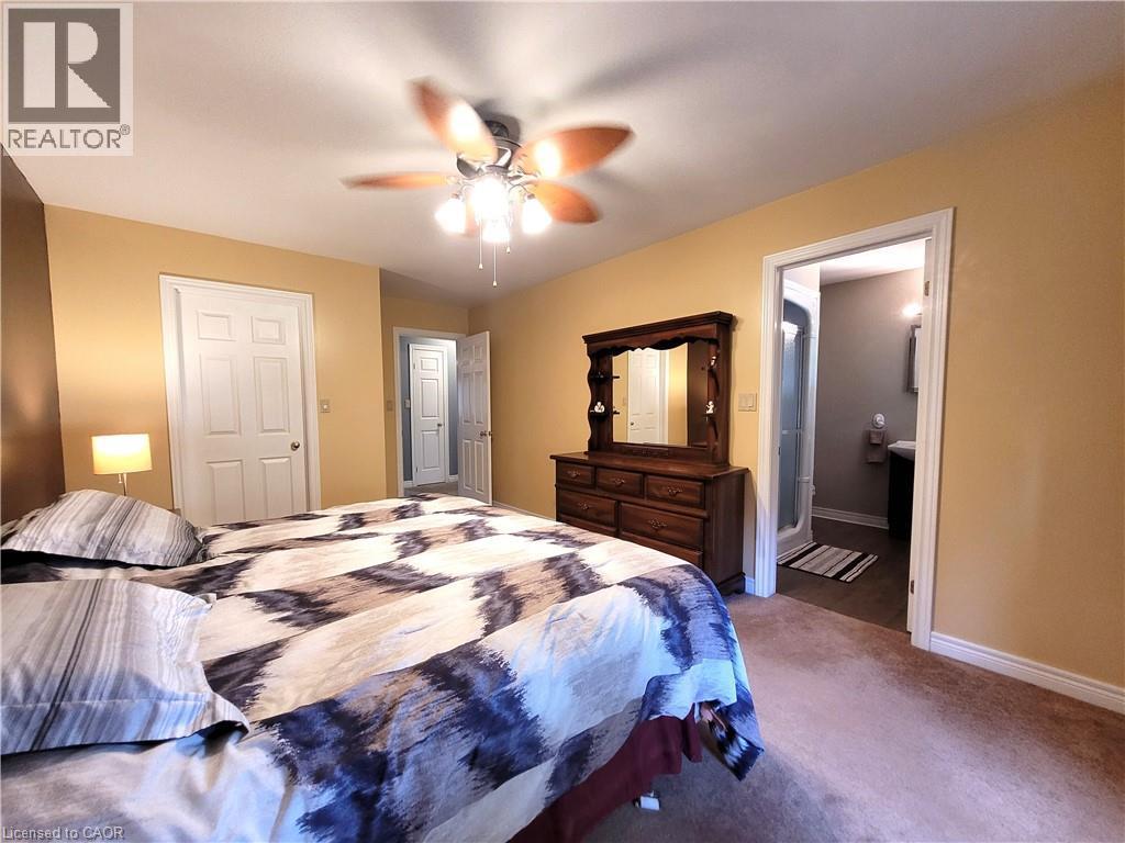 












8 SIMON Court

,
Waterford,




Ontario
N0E1Y0

