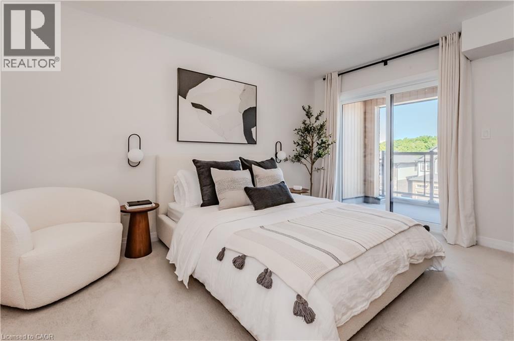 












704 BENNINGER Drive

,
Kitchener,




Ontario
N2E0H8

