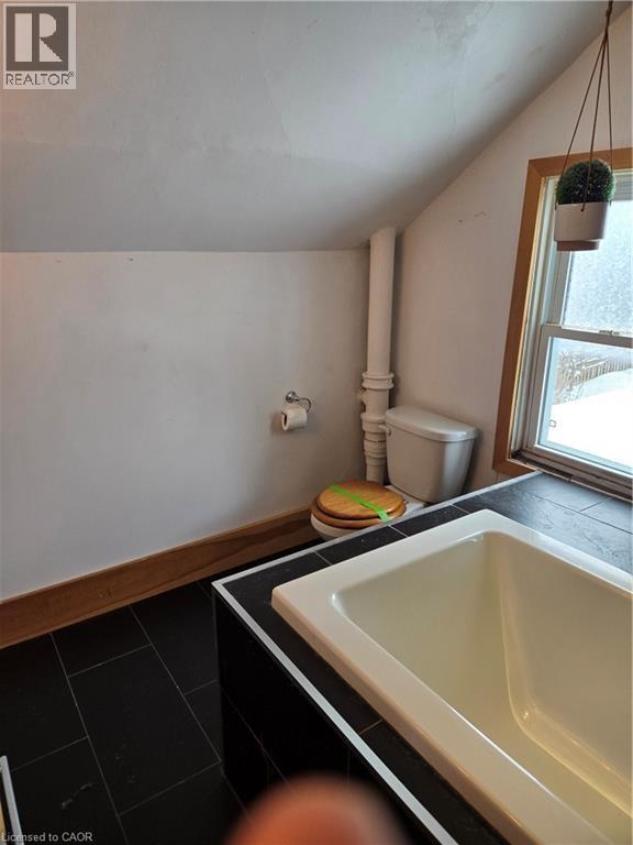 












347 BIRMINGHAM Street

,
Stratford,




Ontario
N5A2T9

