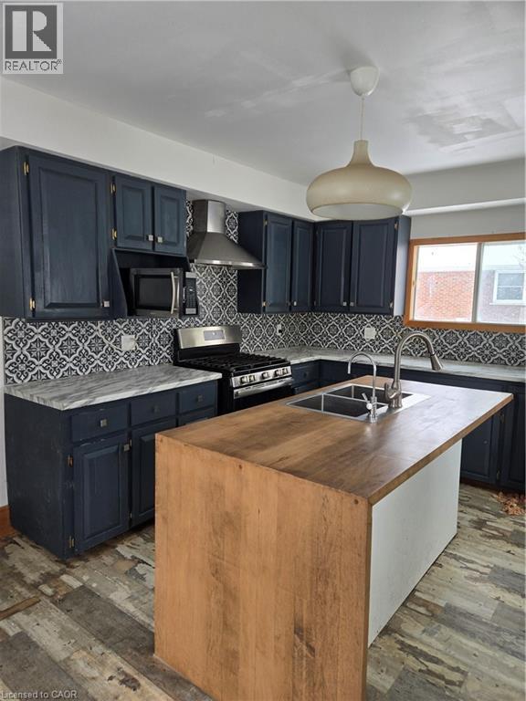 












347 BIRMINGHAM Street

,
Stratford,




Ontario
N5A2T9

