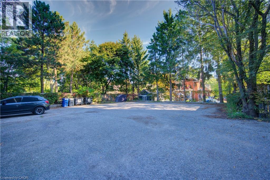 












50 GORDON Avenue

,
Kitchener,




Ontario
N2H1N8

