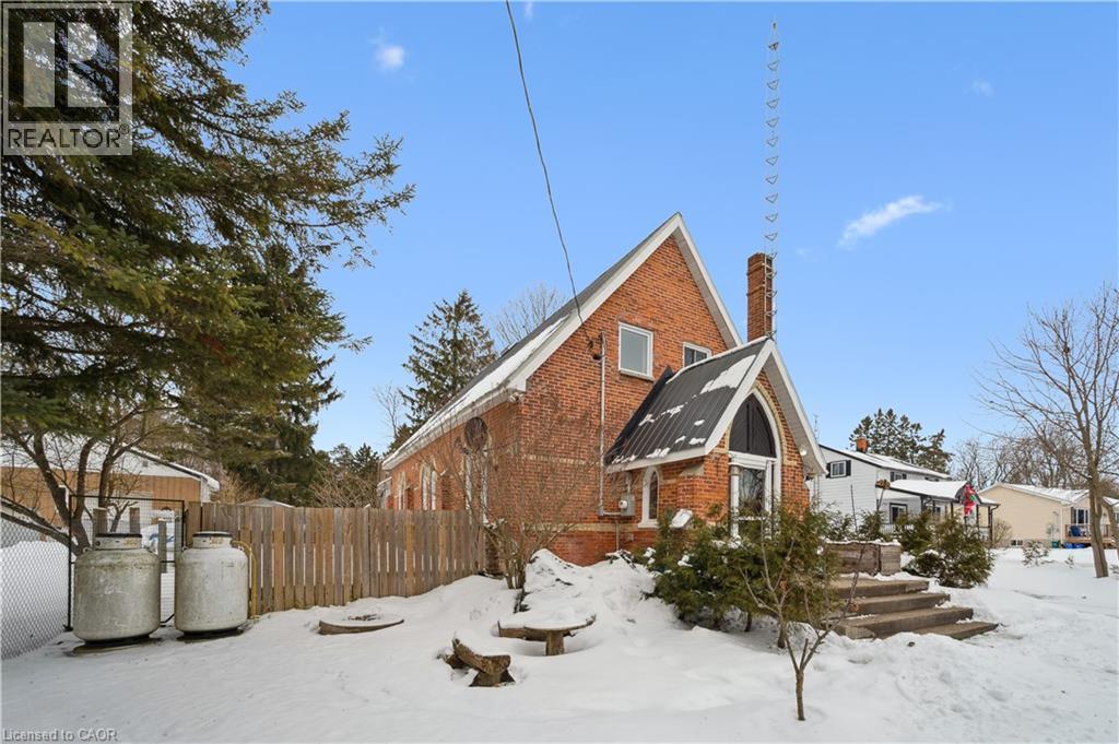 












8946 WELLINGTON RD 16 Road

,
Damascus,




Ontario
N0G2E0

