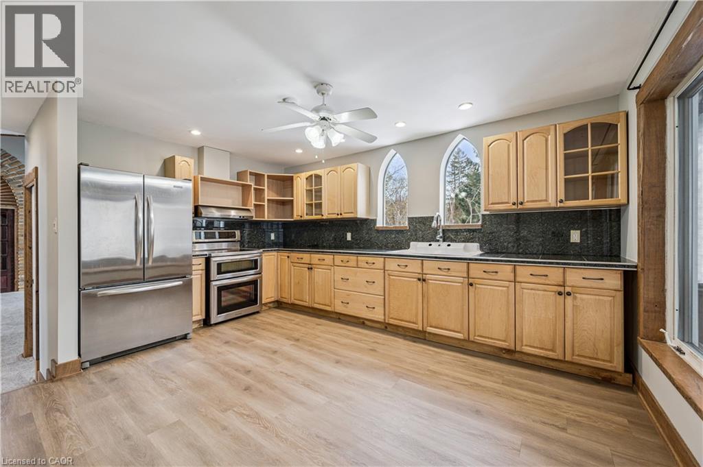 












8946 WELLINGTON RD 16 Road

,
Damascus,




Ontario
N0G2E0

