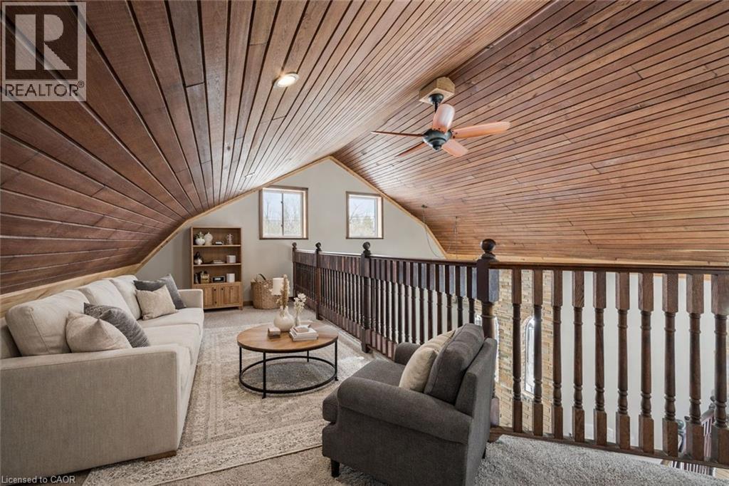 












8946 WELLINGTON RD 16 Road

,
Damascus,




Ontario
N0G2E0

