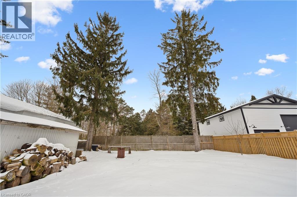 












8946 WELLINGTON RD 16 Road

,
Damascus,




Ontario
N0G2E0

