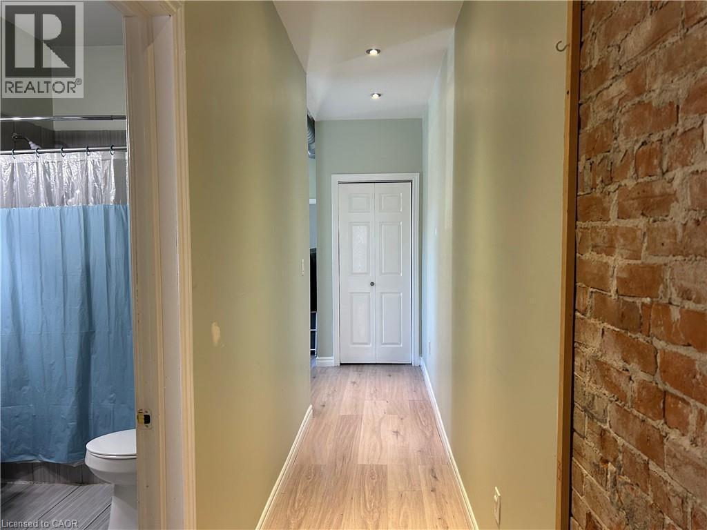 












68 ROBINSON Street

,
Simcoe,




Ontario
N3Y1W6

