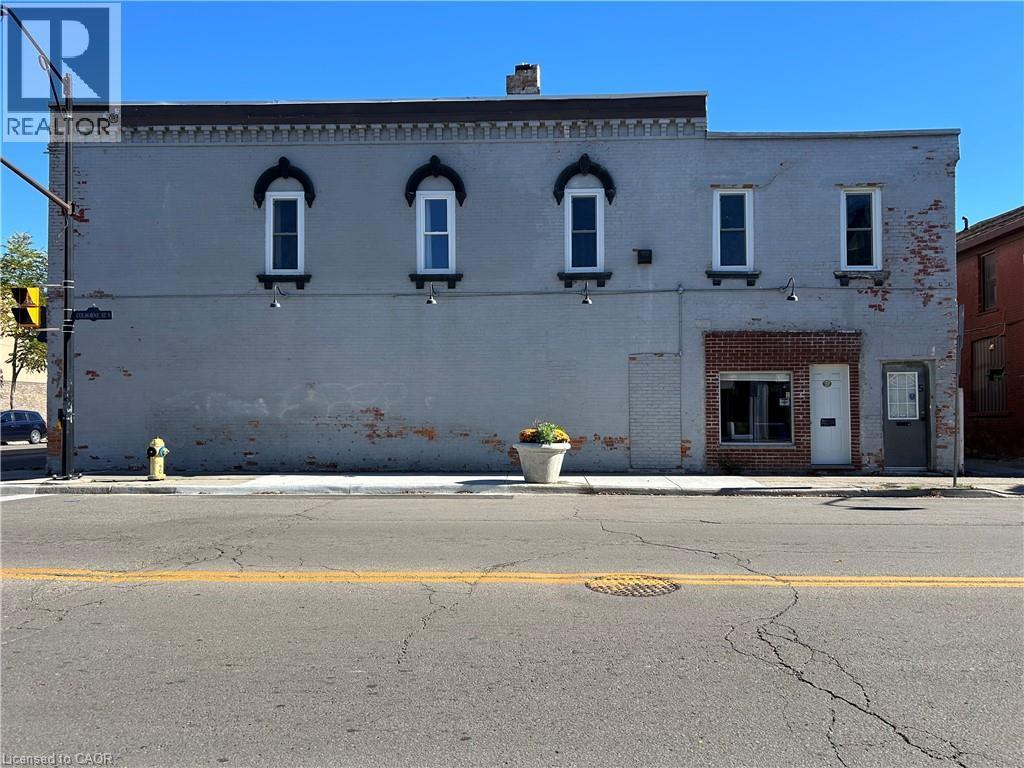 












68 ROBINSON Street

,
Simcoe,




Ontario
N3Y1W6

