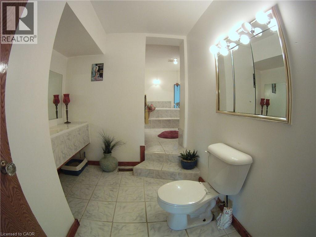 












160 ERB Street E

,
Waterloo,




Ontario
N2J1M4

