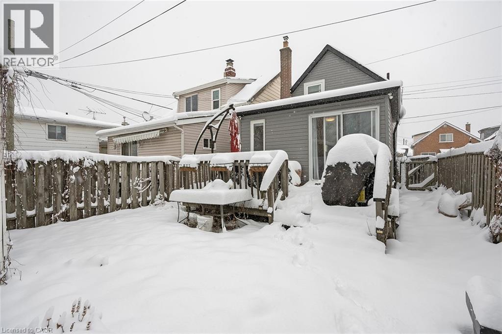 












173 LONDON Street N

,
Hamilton,




Ontario
L8H4C1

