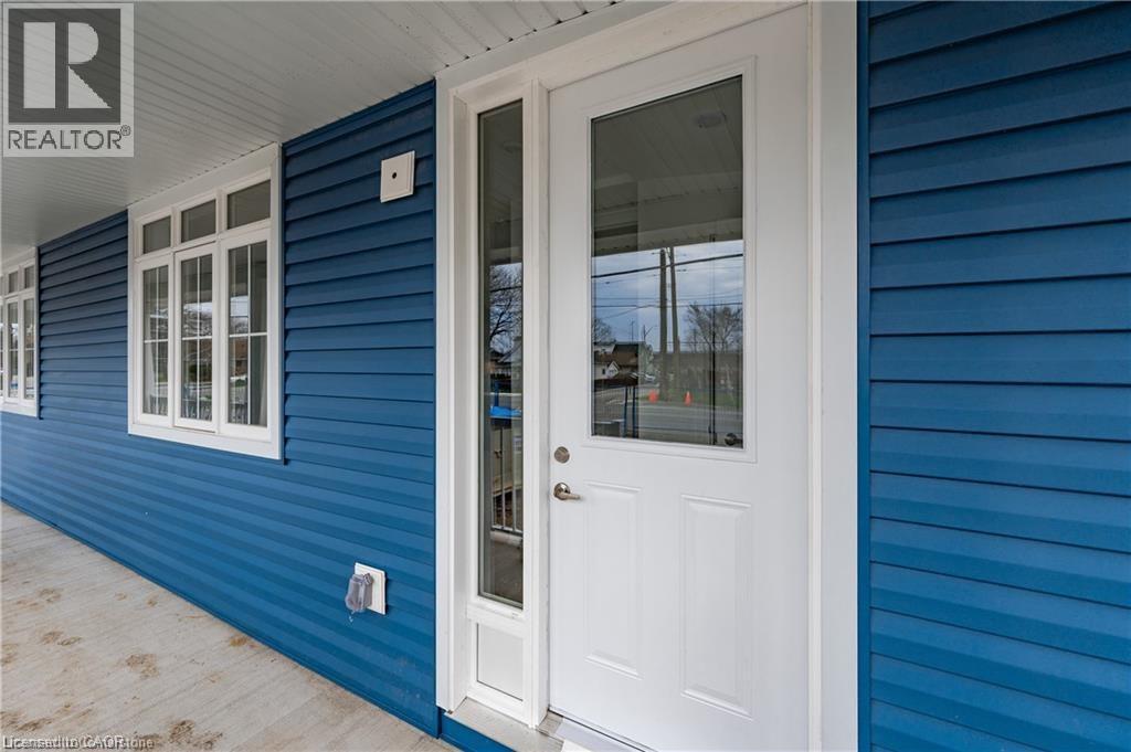 












777 BEACH Boulevard

,
Hamilton,




Ontario
L8H6Y5

