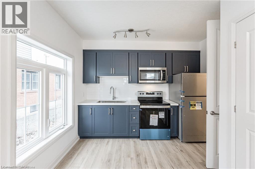 












777 BEACH Boulevard

,
Hamilton,




Ontario
L8H6Y5

