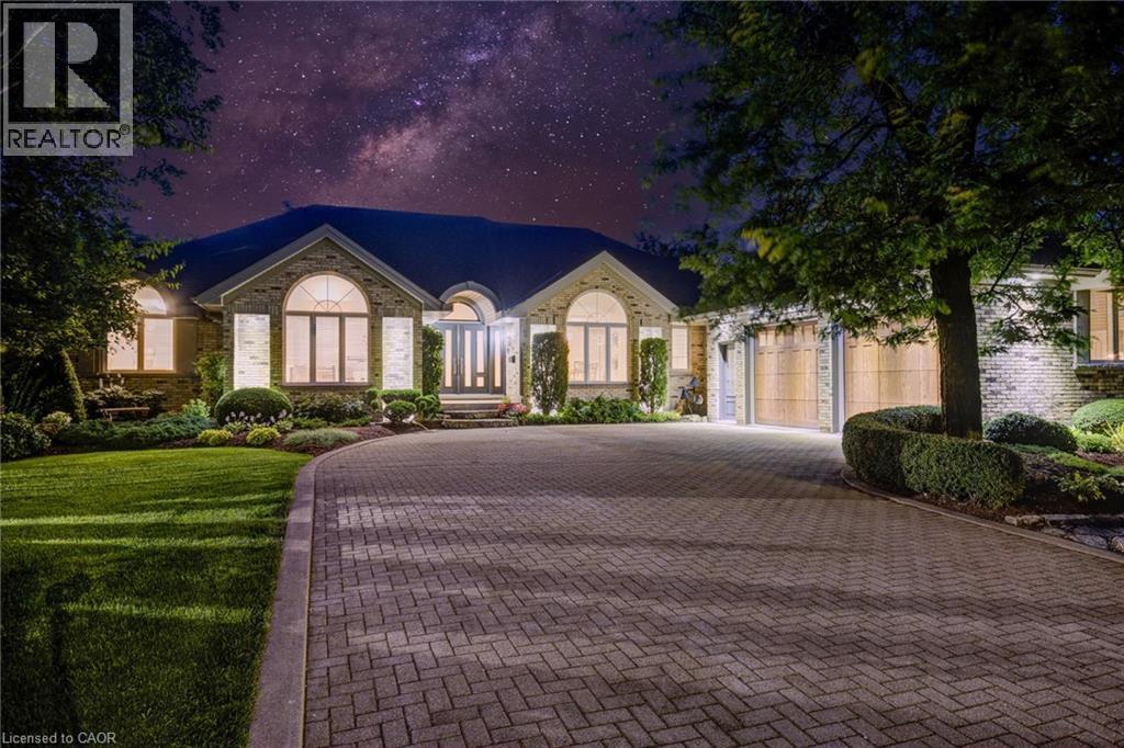 












14 JAMES Court

,
Heidelberg,




Ontario
N0B2M1

