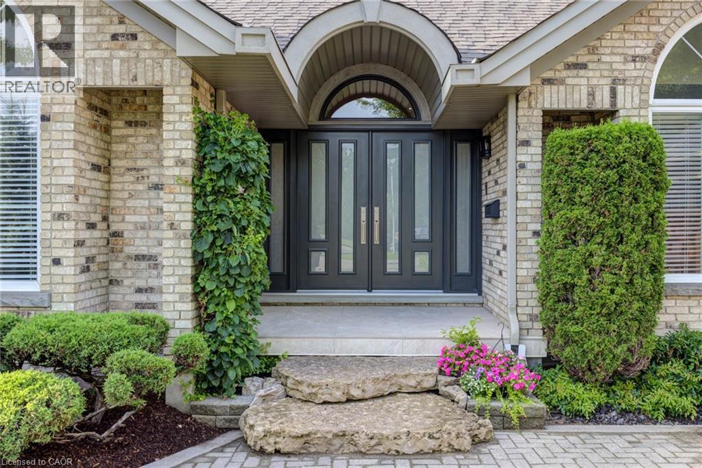 












14 JAMES Court

,
Heidelberg,




Ontario
N0B2M1


