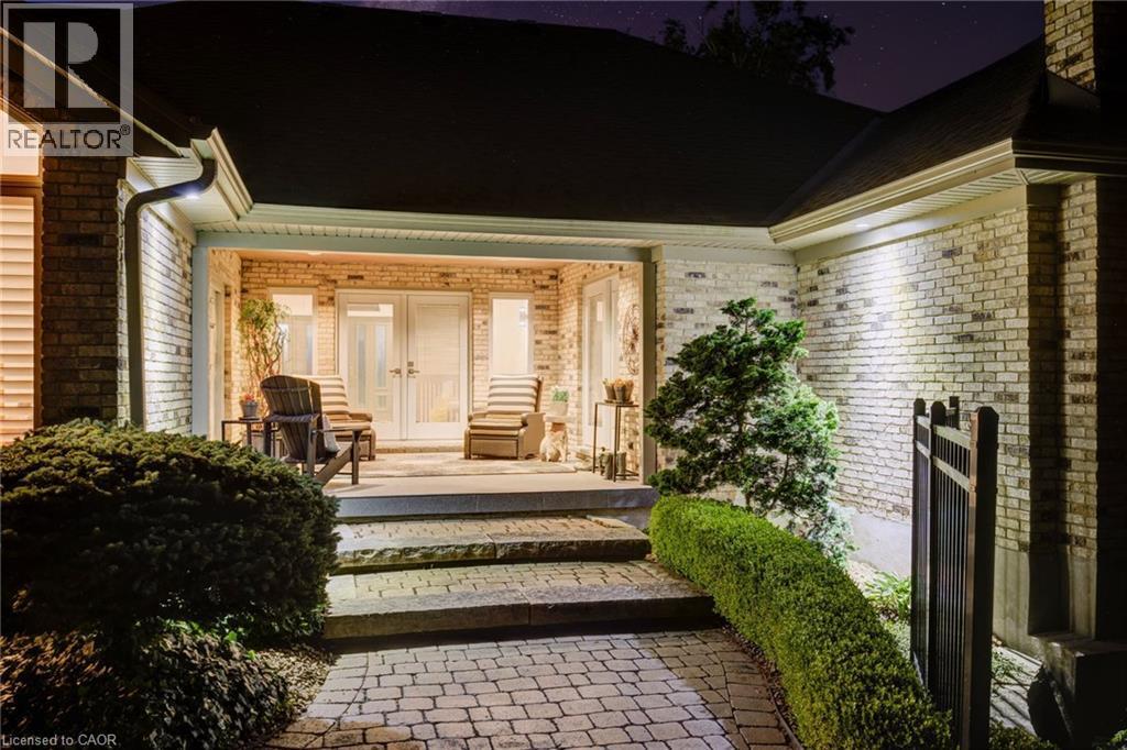 












14 JAMES Court

,
Heidelberg,




Ontario
N0B2M1

